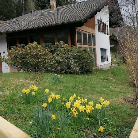 Gaestehaus Gruber בית נופש Pusterwald