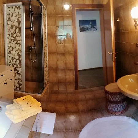 Gaestehaus Gruber בית נופש *